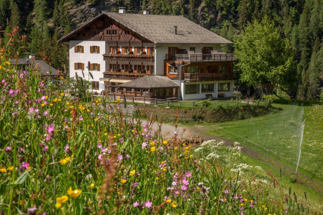 Hotel Ultnerhof Santa Gertrude Kültér fotó